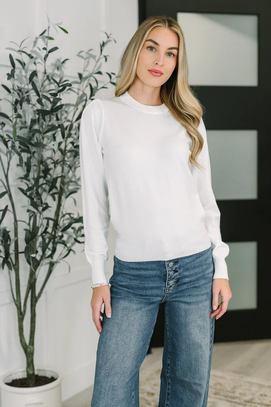 Women's White Long Sleeve Crew Neck Knit Top