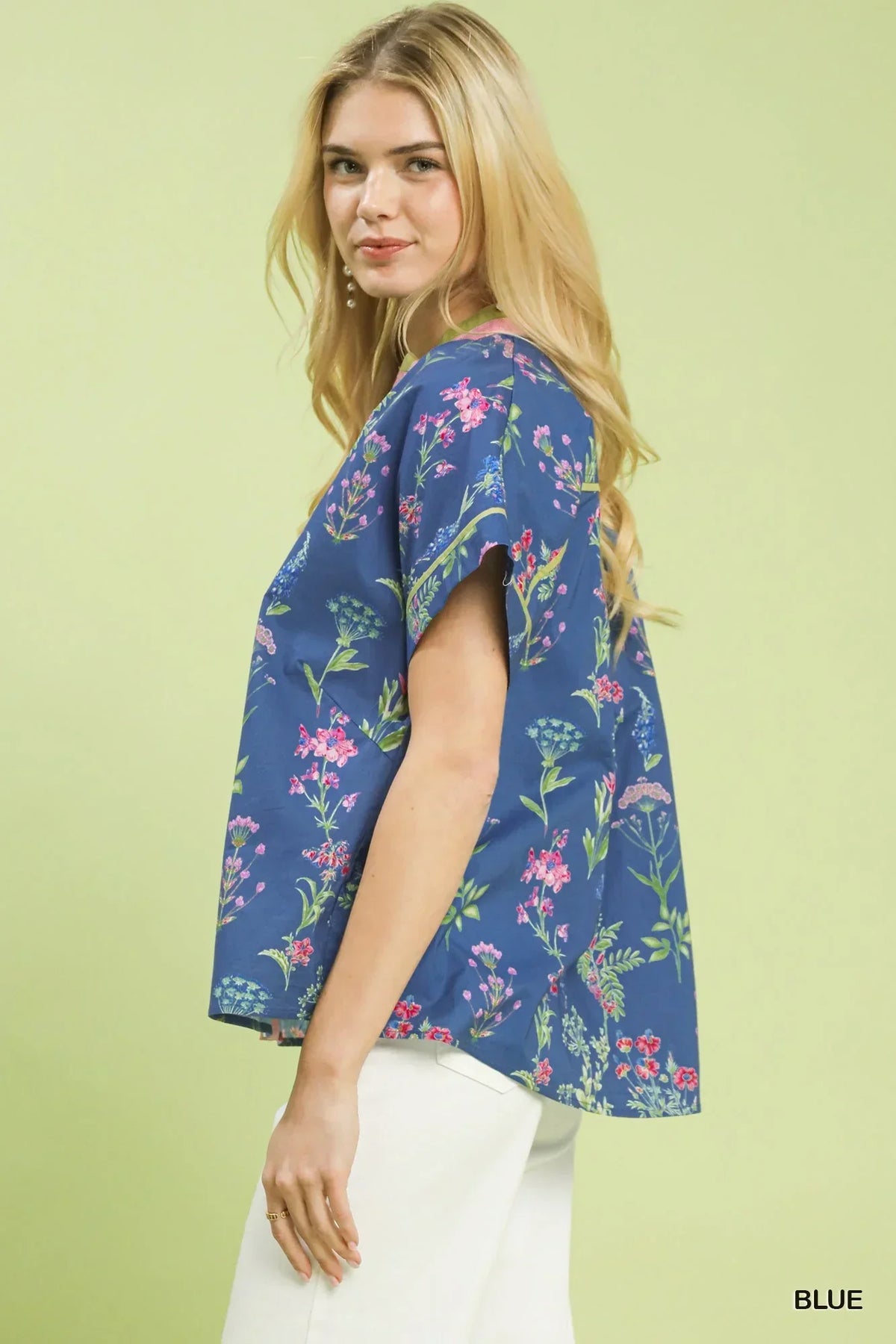 blue floral short-sleeve top
