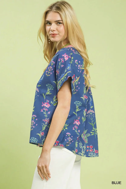blue floral short-sleeve top
