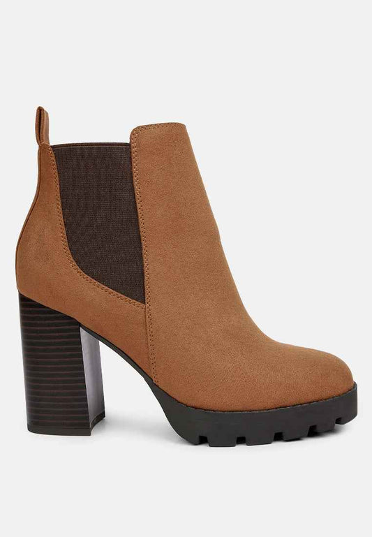 Block Heeled Chelsea Boots – Stylish and Trendy | Laurel & Thread